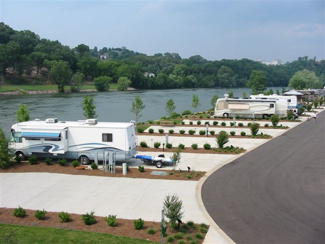 Rates - Two Rivers Landing RV Resort in Sevierville, Tennessee